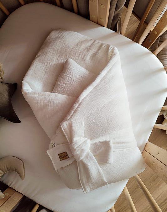 Baby Einschlagdecke  „Elegant” Ecru