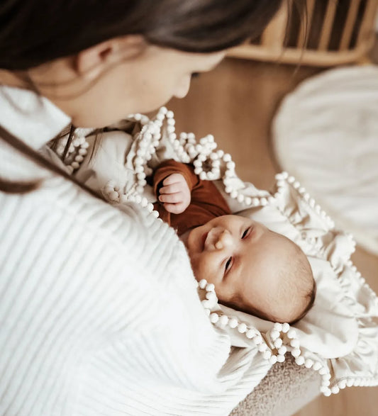 Einschlagdecke/Babyhörnchen Boho-Ecru