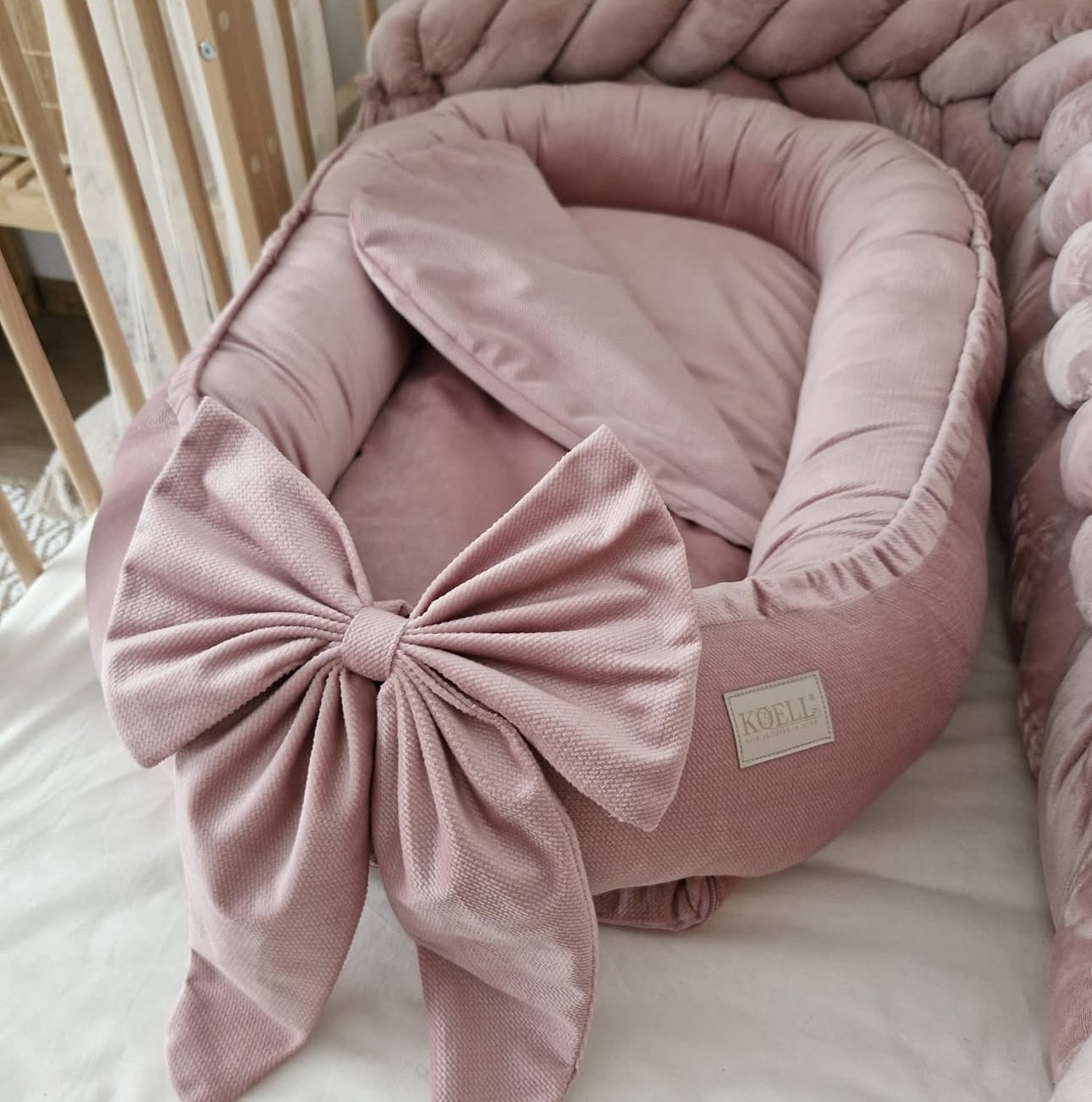 Babynest-Altrosa Samt-Elegant