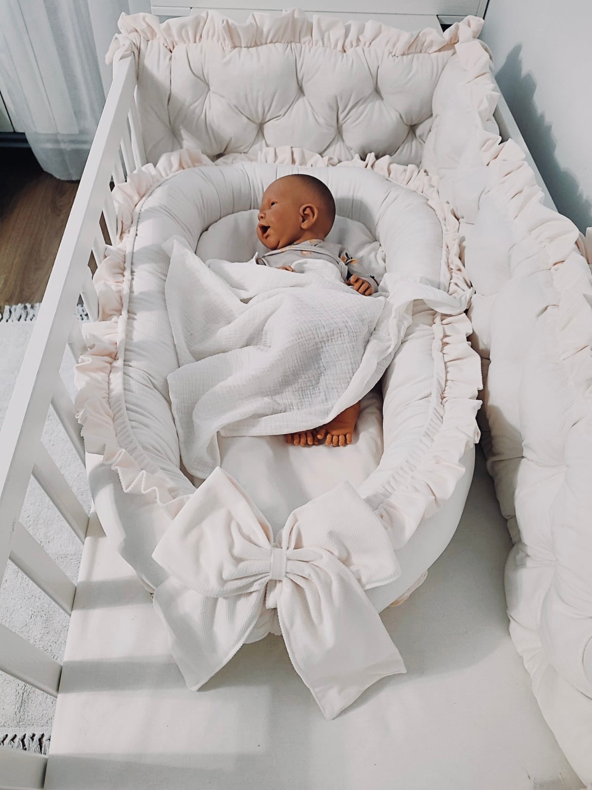 Babynest-Ecru Samt