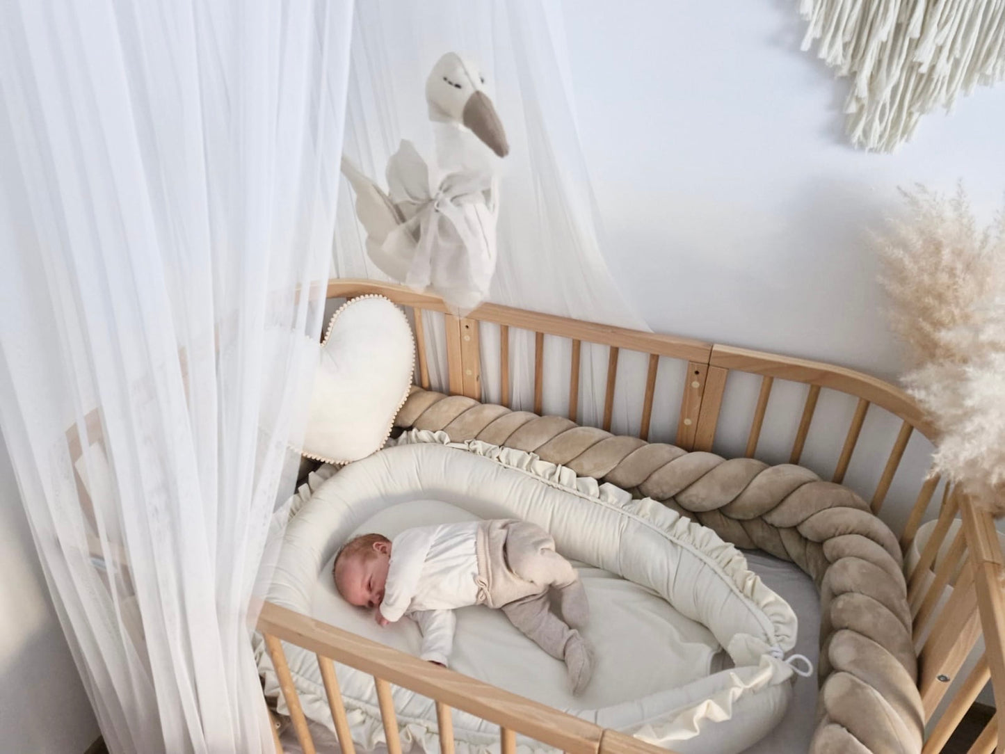 Babynest-Ecru Samt
