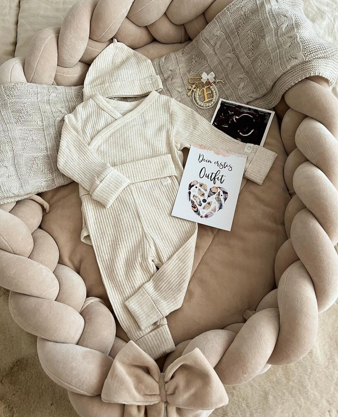 Samtnest-Beige - Lovely Detail