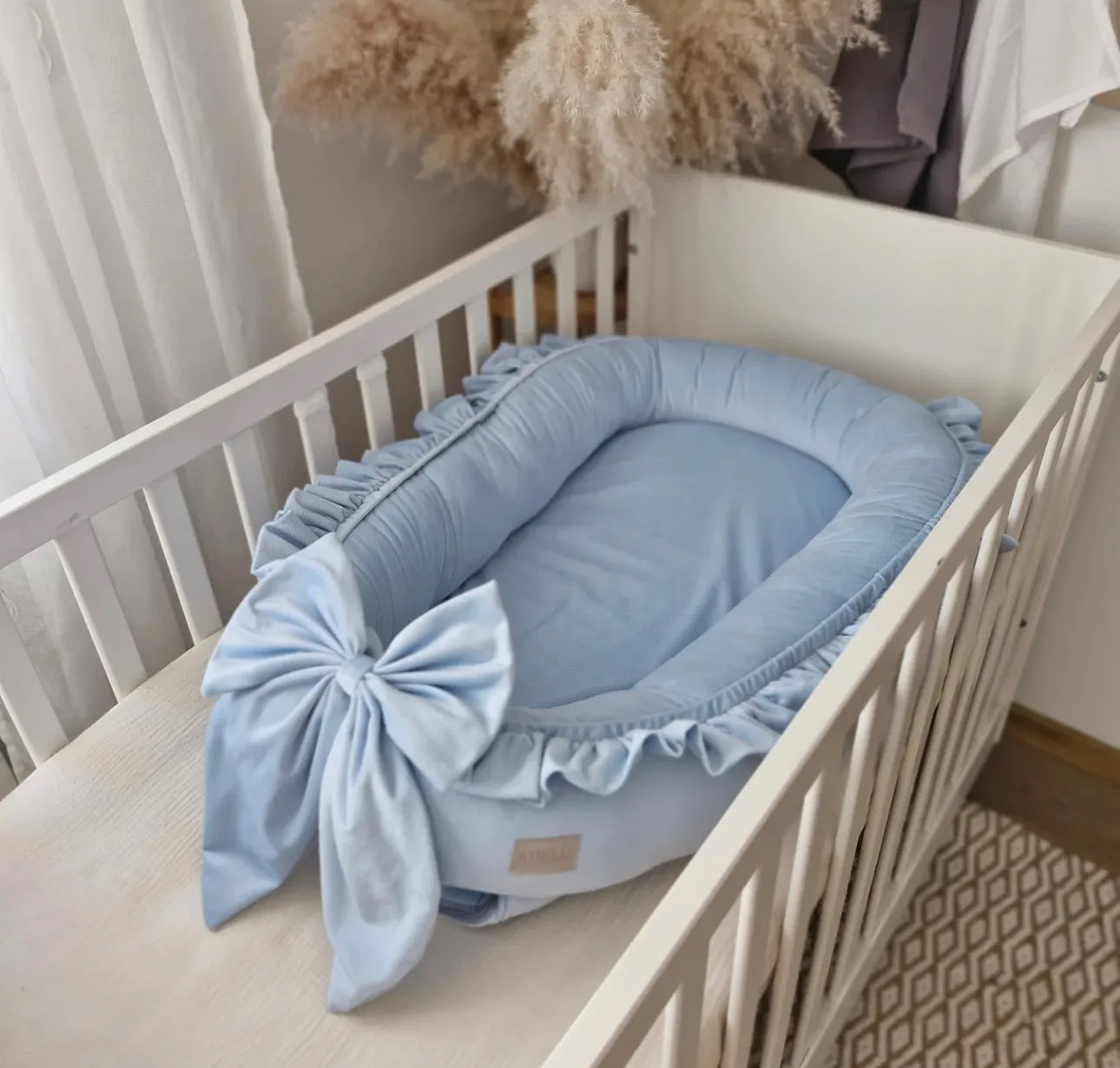 Babynest-Babyblau Samt