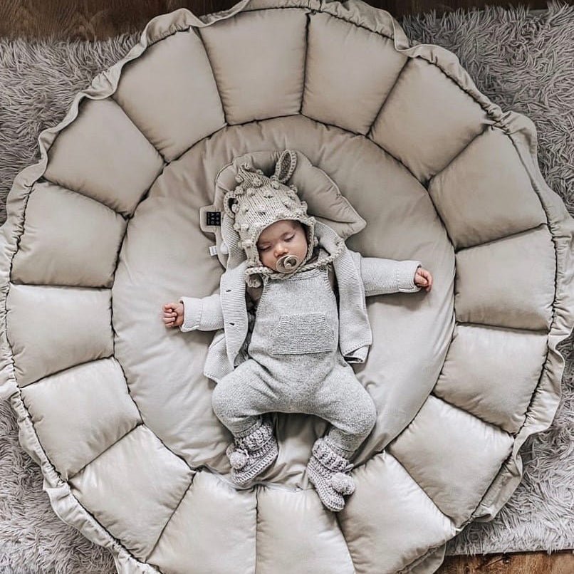 Babynest 2in1- Beige inkl. ein Blattkissen - Lovely Detail
