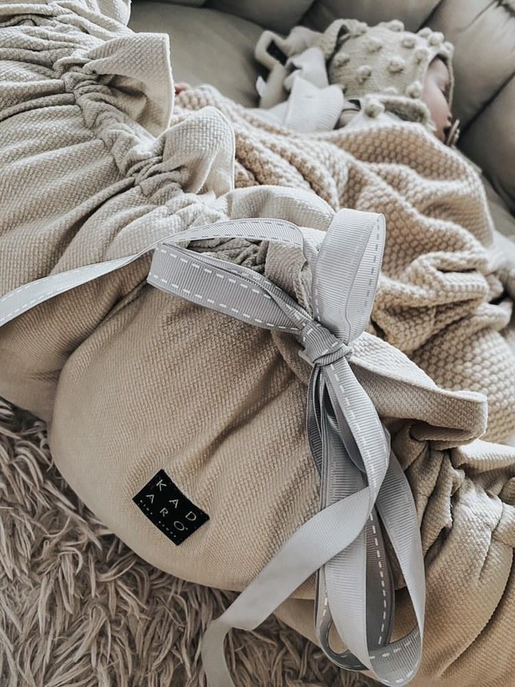 Babynest 2in1- Beige inkl. ein Blattkissen - Lovely Detail