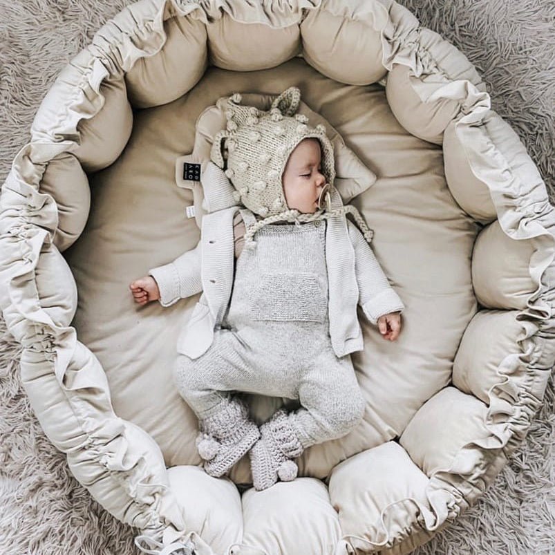 Babynest 2in1- Beige inkl. ein Blattkissen - Lovely Detail